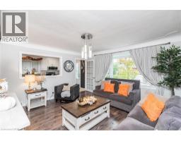 4pc Bathroom - 43 Alderney Avenue, Hamilton, ON L9A2A6 Photo 6