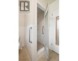 142 Carson Drive, Kitchener, ON N2B2Z2 Photo 20