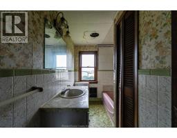 2477 Albuna Townline, Kingsville, ON N9Y2E5 Photo 39