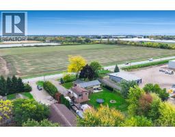 2477 Albuna Townline, Kingsville, ON N9Y2E5 Photo 43