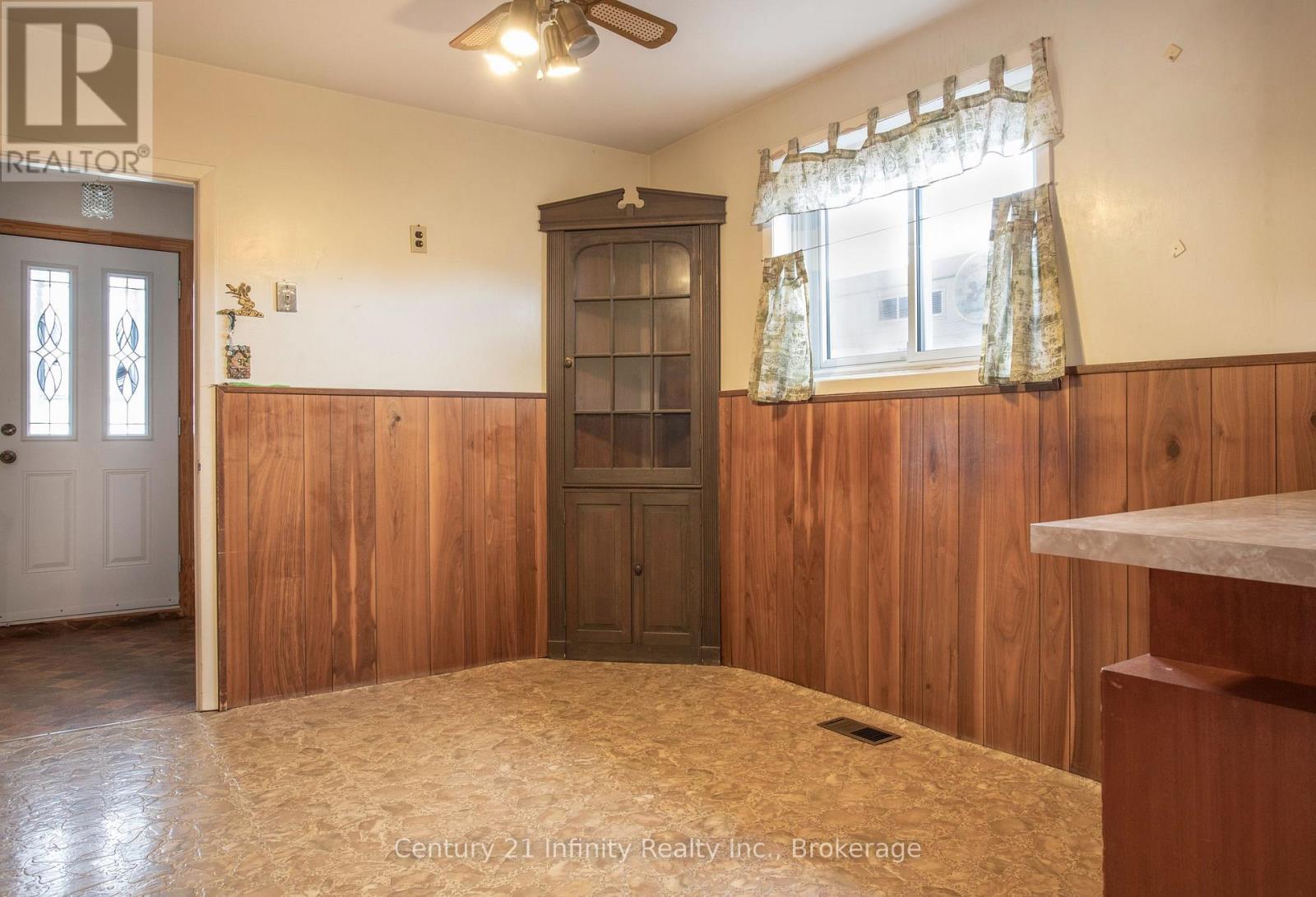 879 Antonio Street, Pickering, ON photo 11