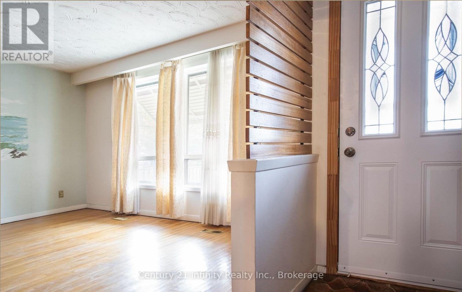 879 ANTONIO STREET - 6