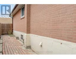 879 Antonio Street, Pickering, ON L1W1T4 Photo 35