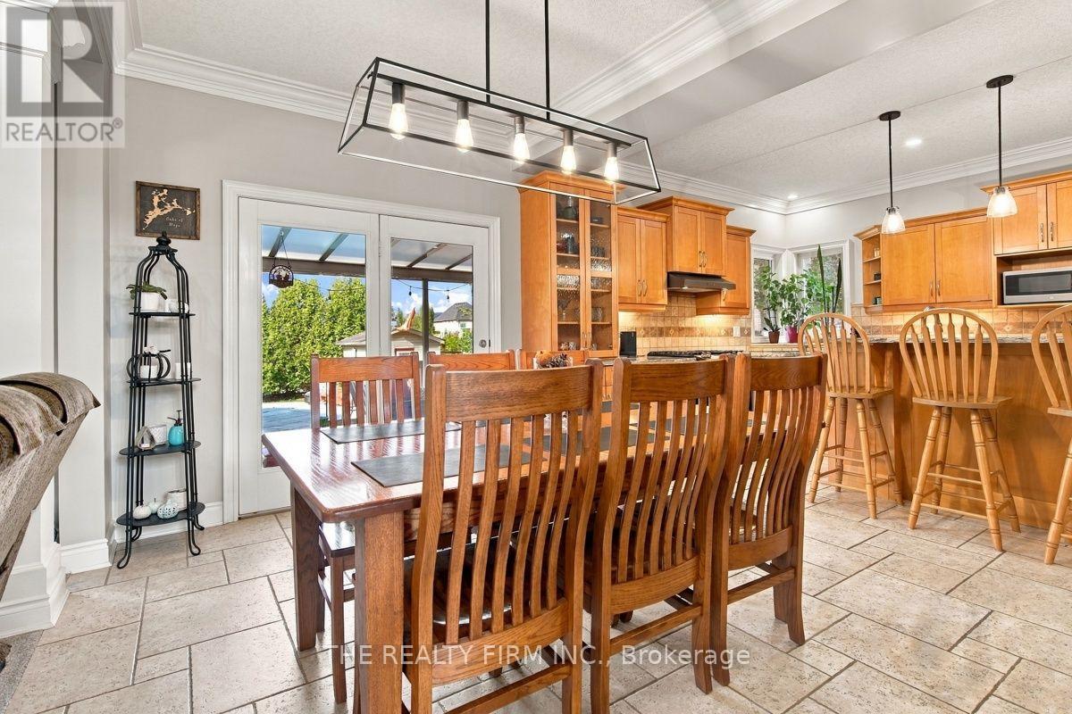 160 PLANE TREE DRIVE - 13