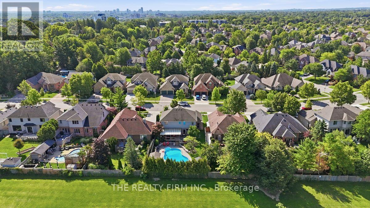 160 PLANE TREE DRIVE - 41