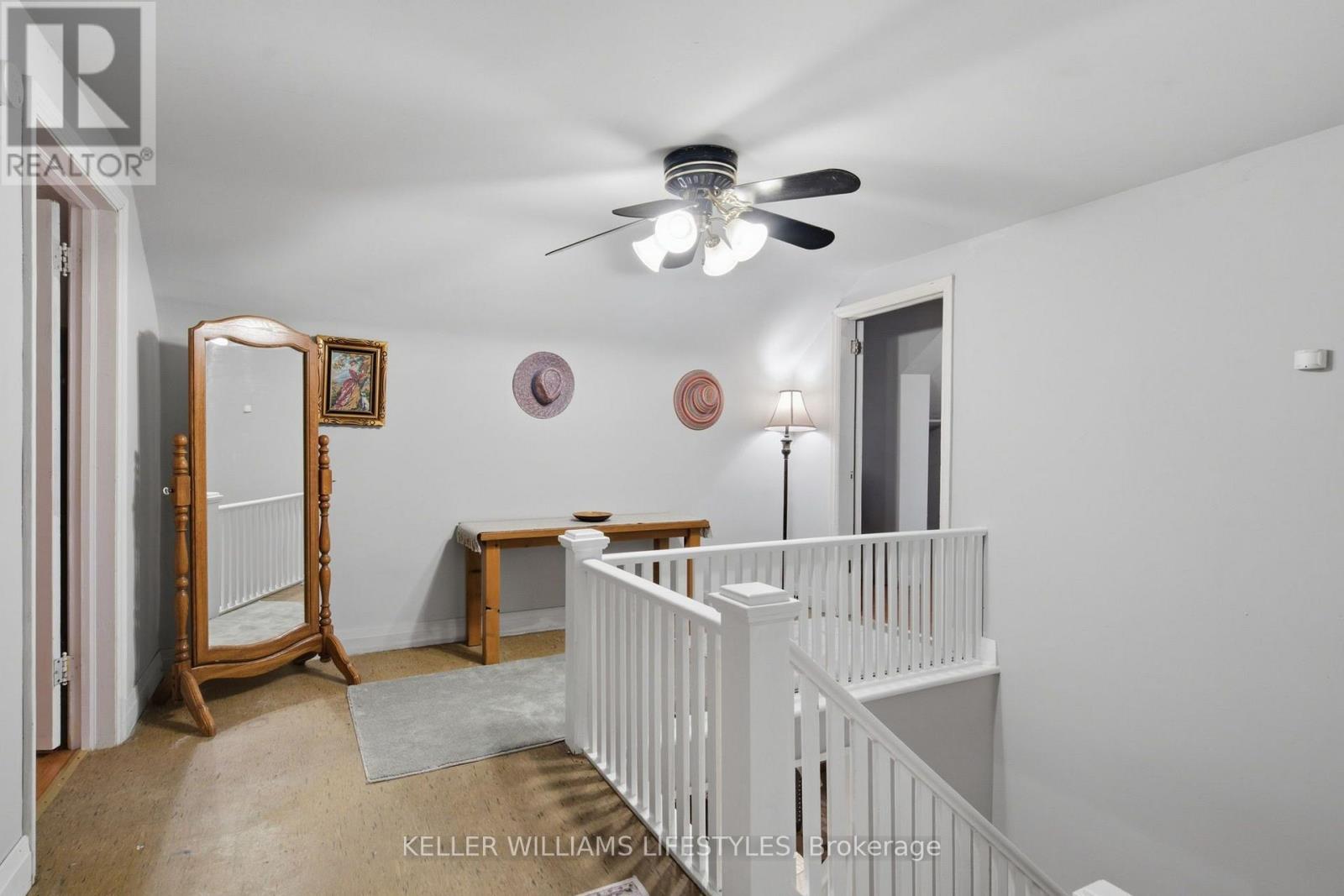 297 STEPHEN STREET - 26