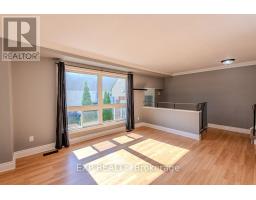 Living room - C - 37 Forester Crescent, Ottawa, ON K2H8Y3 Photo 6