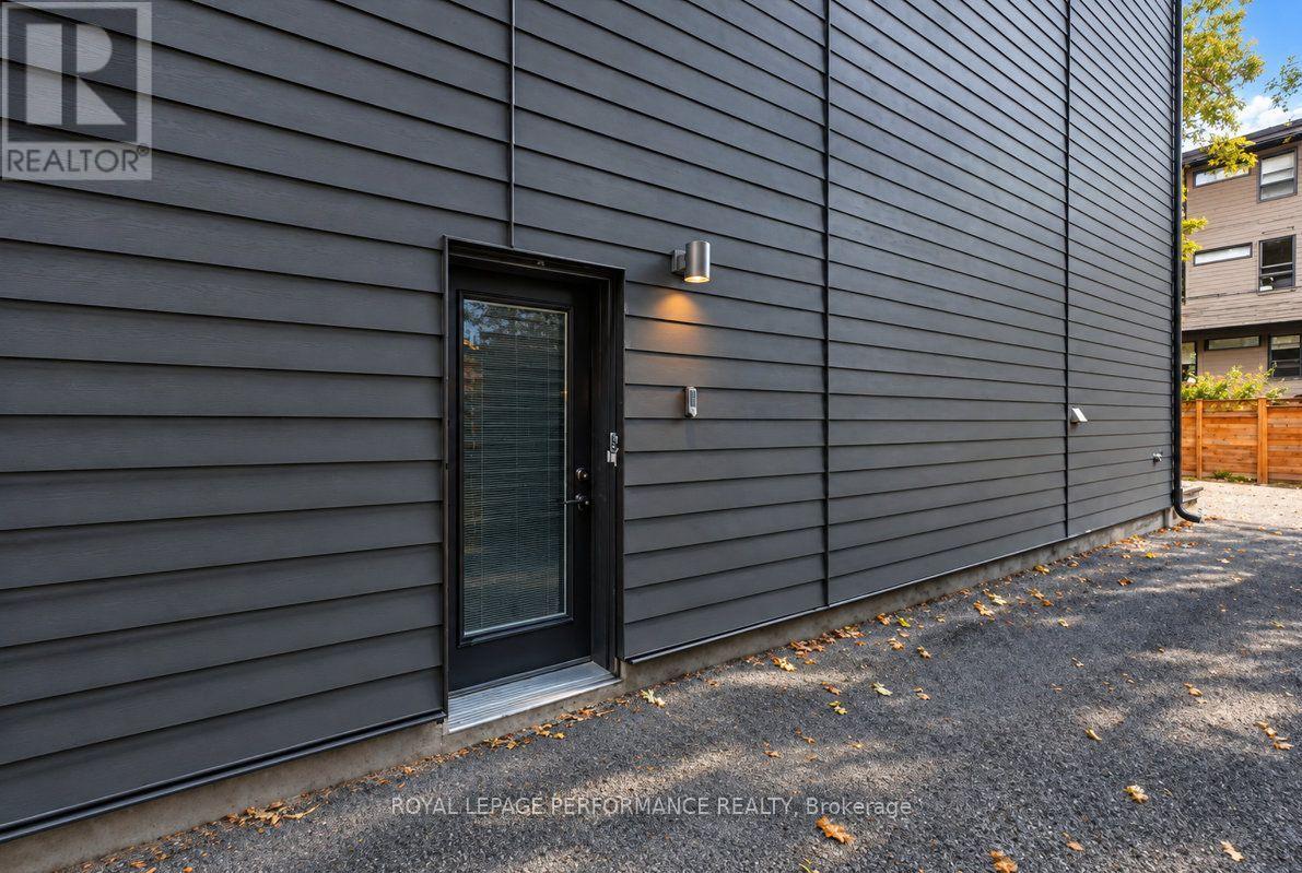 574 BYRON AVENUE - 31