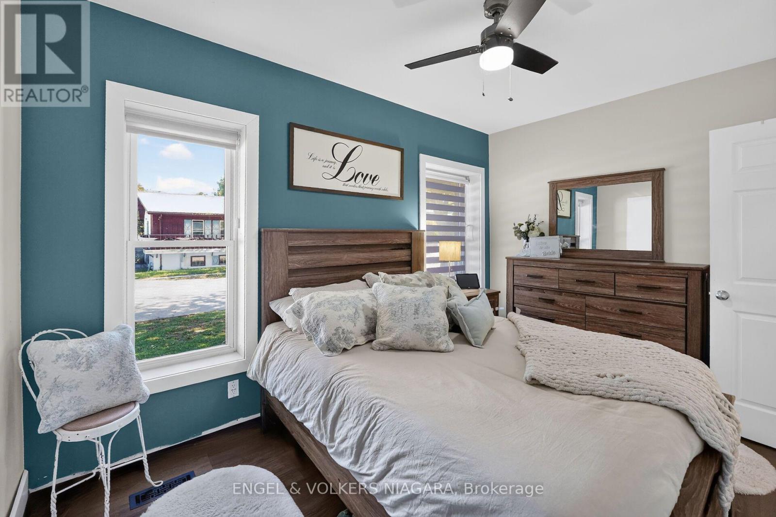 13 FREDERICK AVENUE - 18