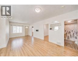Living room - 1560 Lillian Avenue, Windsor, ON N8X4A8 Photo 8