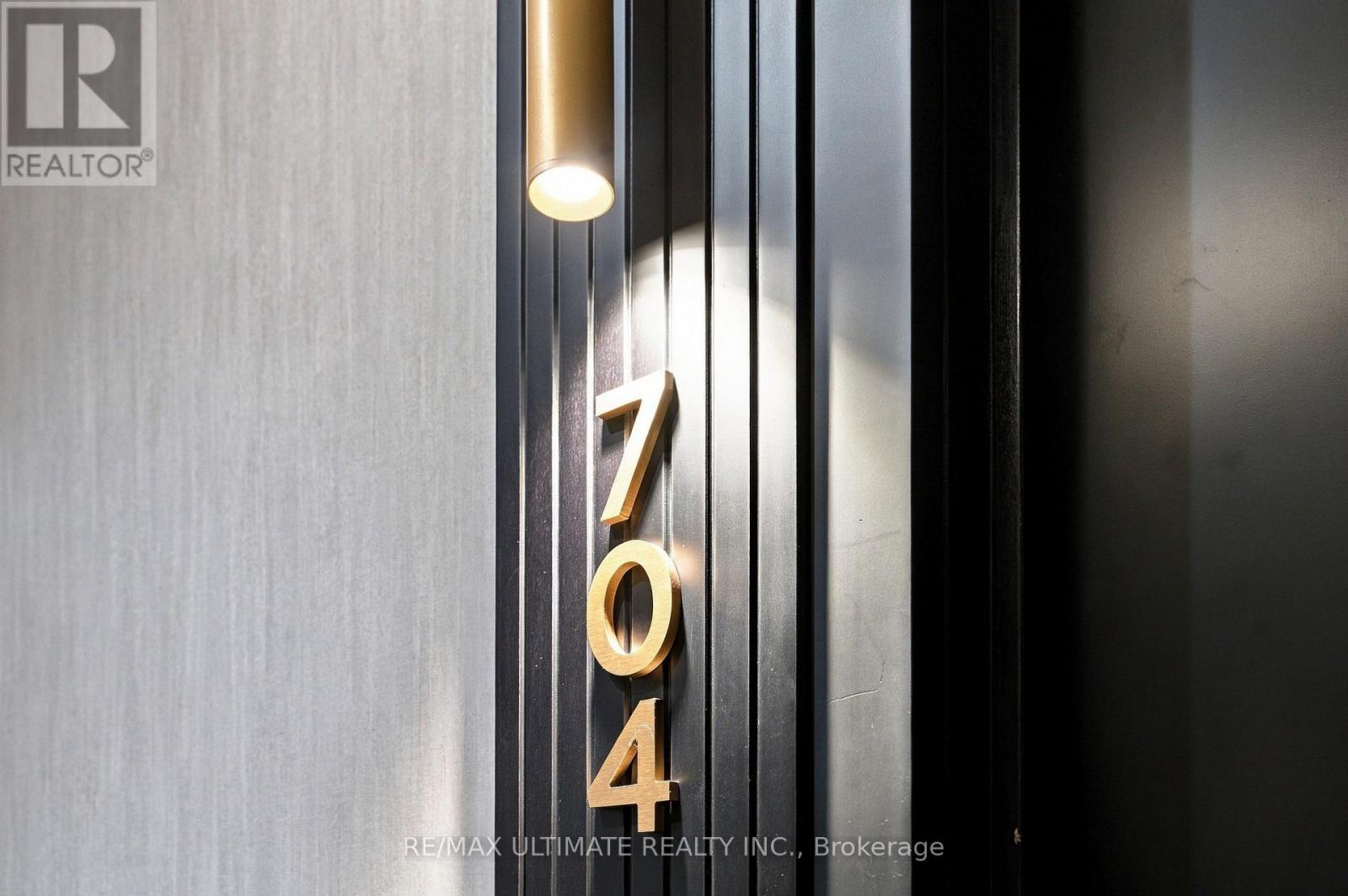 704- 5 Lakeview Avenue, Toronto, ON photo 3