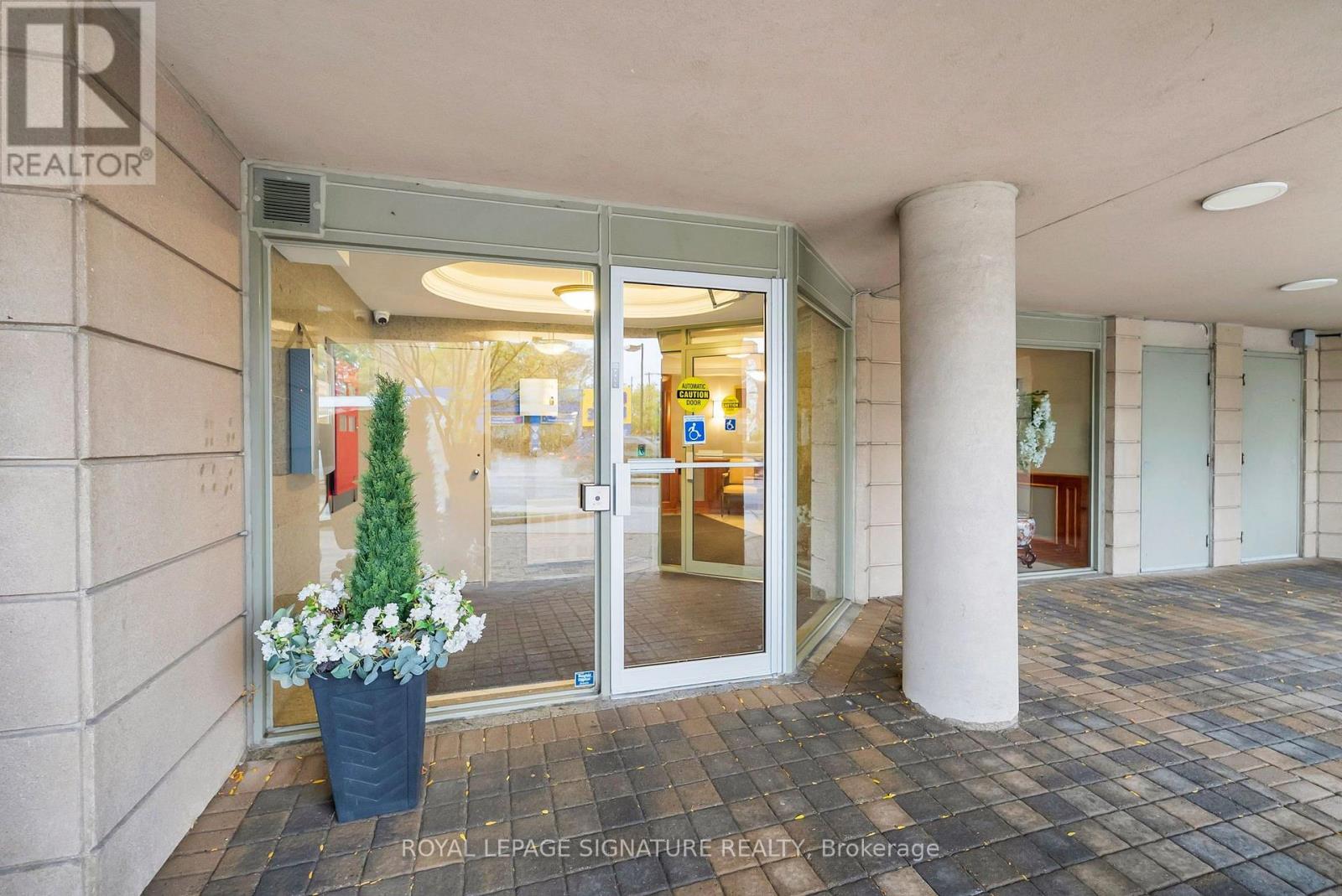 301- 800 Spadina Road, Toronto, ON photo 7