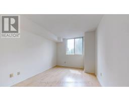 2301 - 736 Bay Street, Toronto, ON M5G1N6 Photo 13