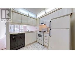 2301 - 736 Bay Street, Toronto, ON M5G1N6 Photo 8