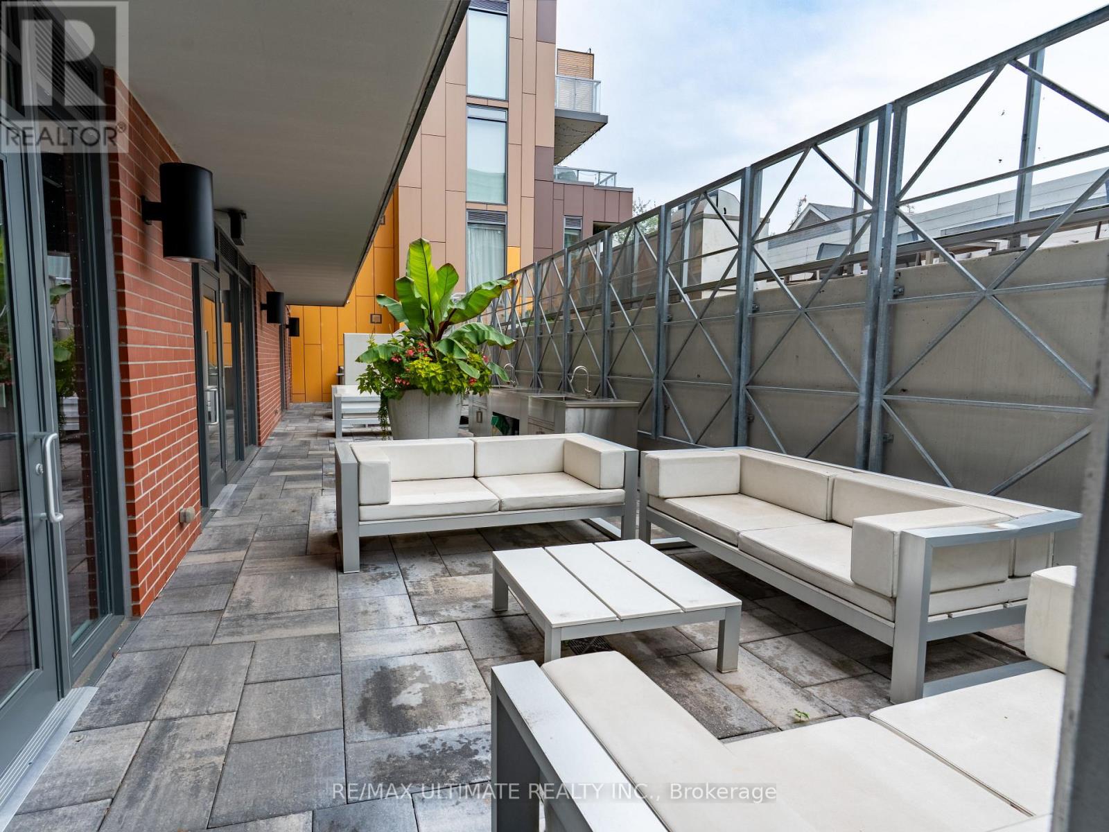 203- 106 Dovercourt Road, Toronto, ON photo 9
