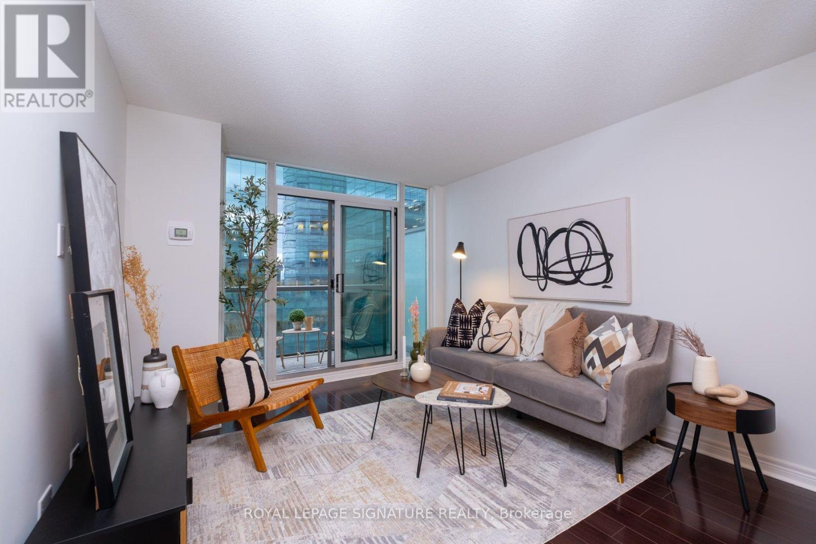 PH03- 30 Grand Trunk Crescent, Toronto, ON photo 12
