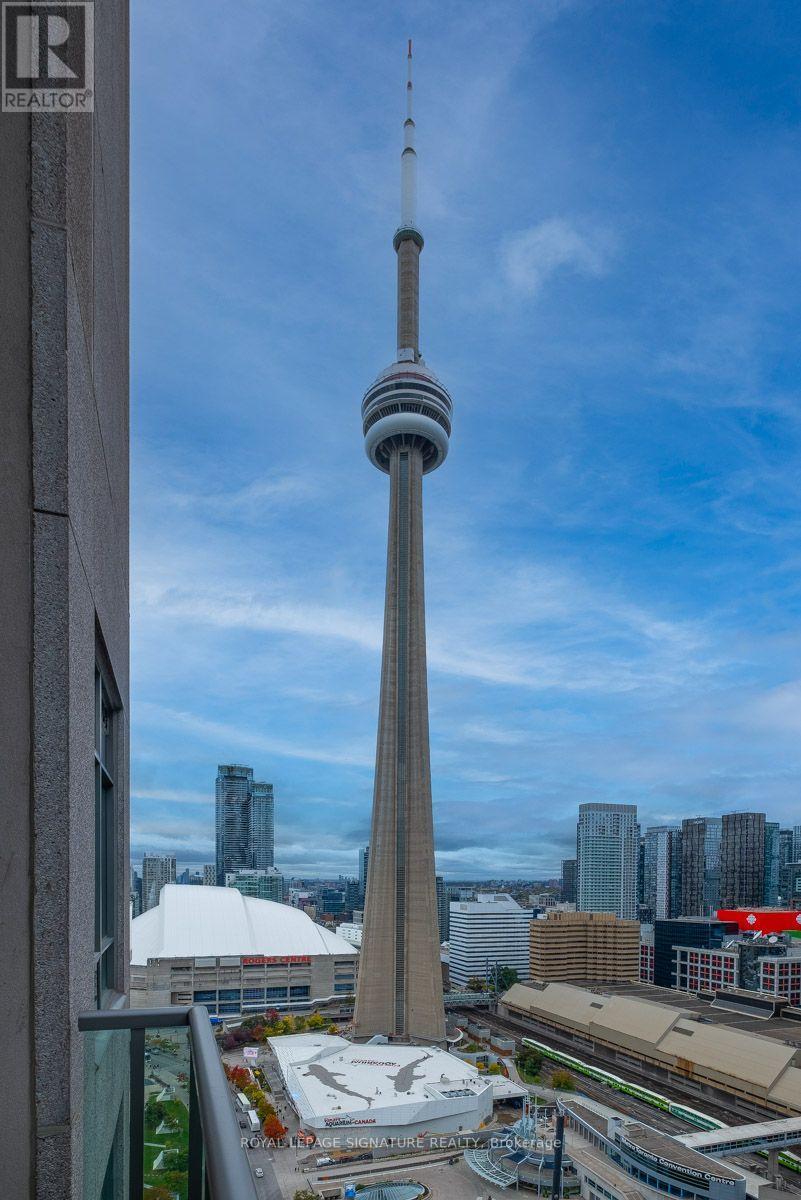 PH03- 30 Grand Trunk Crescent, Toronto, ON photo 31