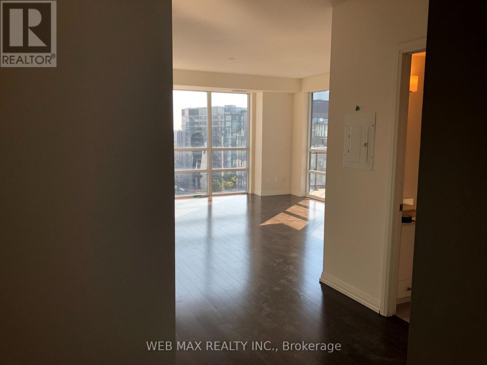 1528- 460 Adelaide Street East, Toronto, ON photo 1