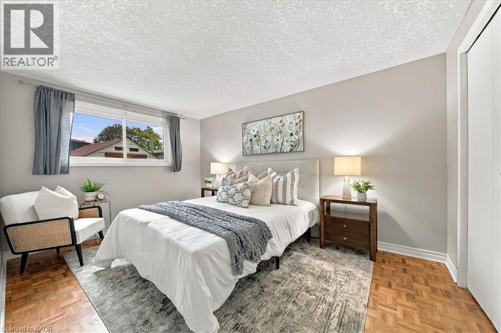 197 PINEDALE Drive - 18