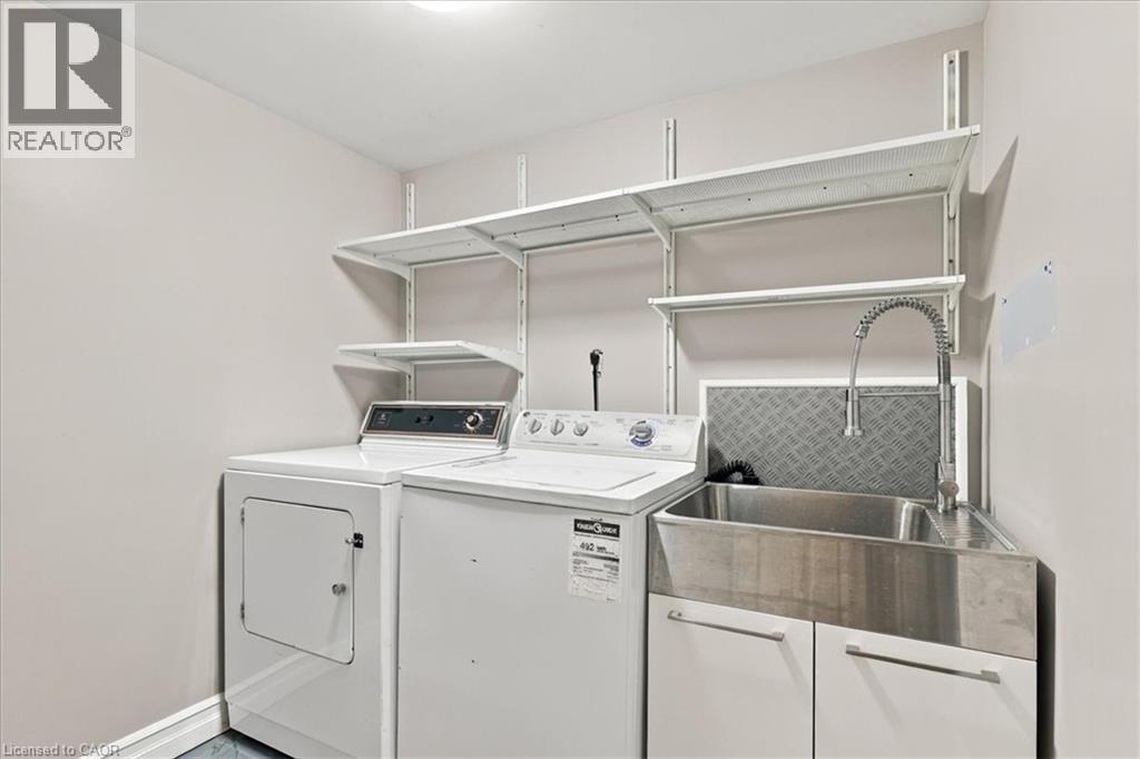 197 PINEDALE Drive - 32