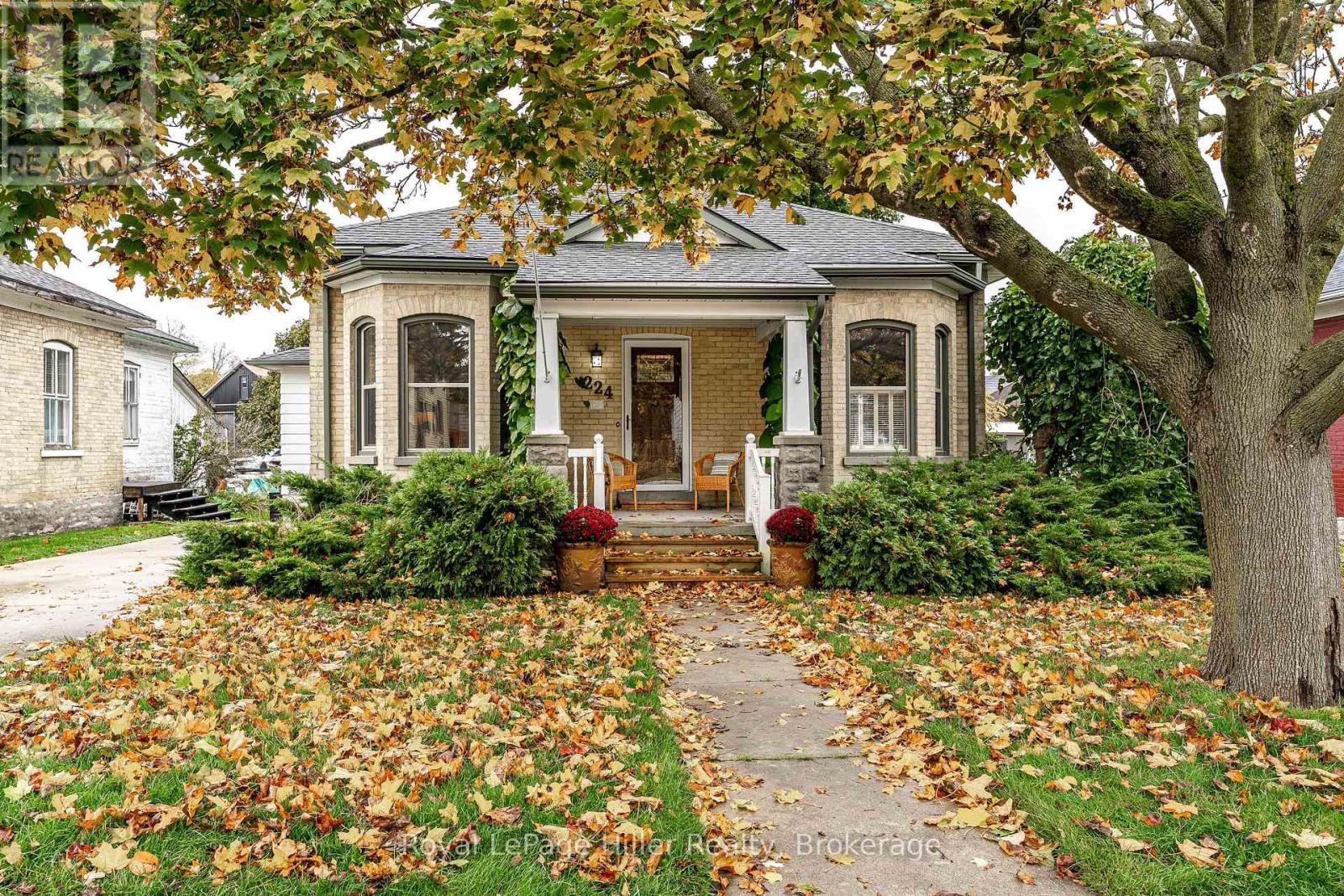 224 Elizabeth