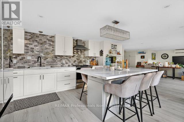 1086 Providence photo 5