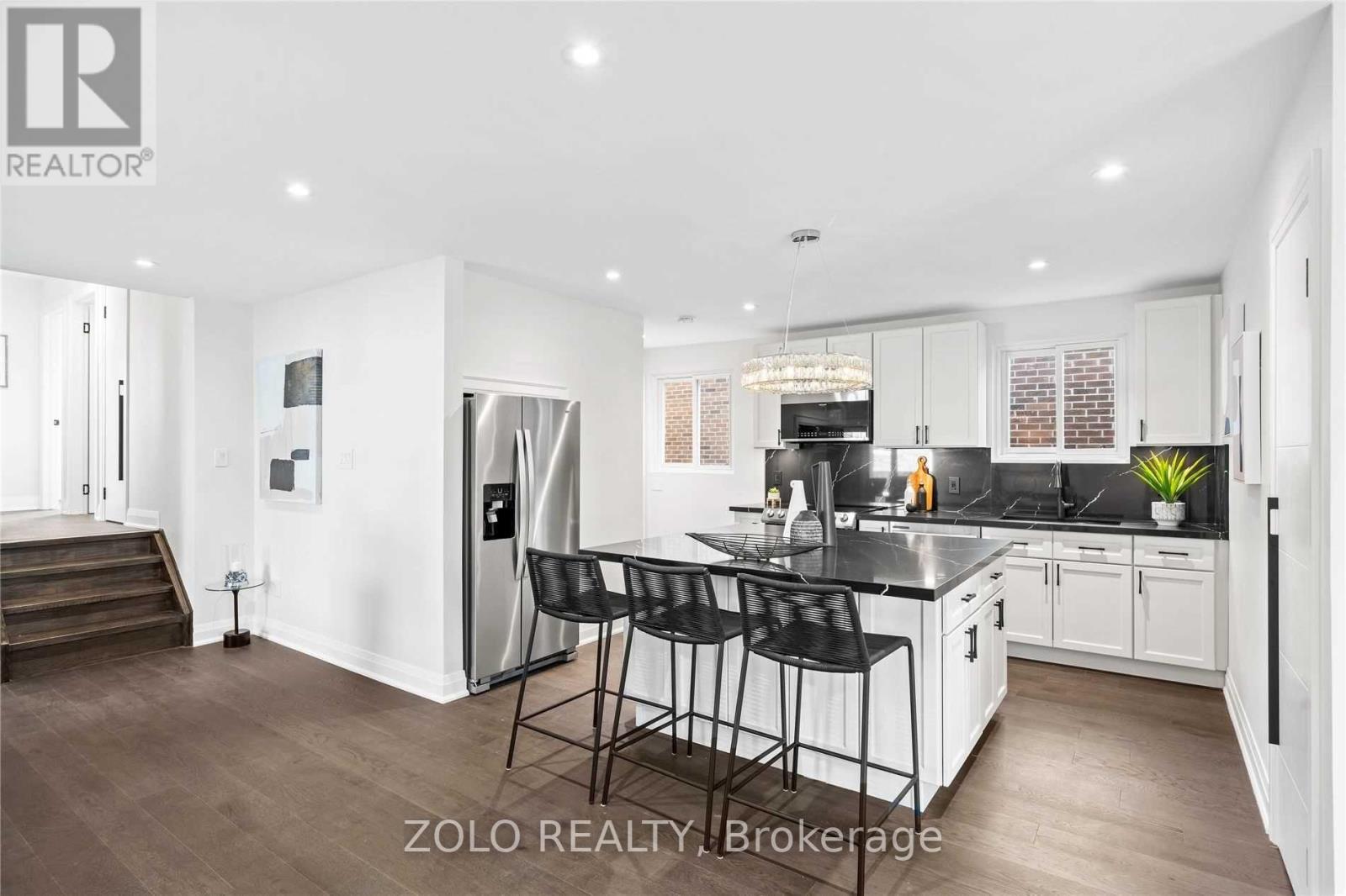 20 EASTMAN CRESCENT, Newmarket (Huron Heights-Leslie Valley) — photo 11