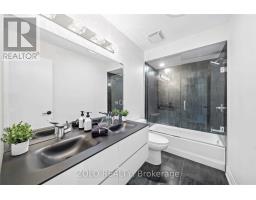 20 Eastman Crescent, Newmarket, ON L3Y5R9 Photo 14