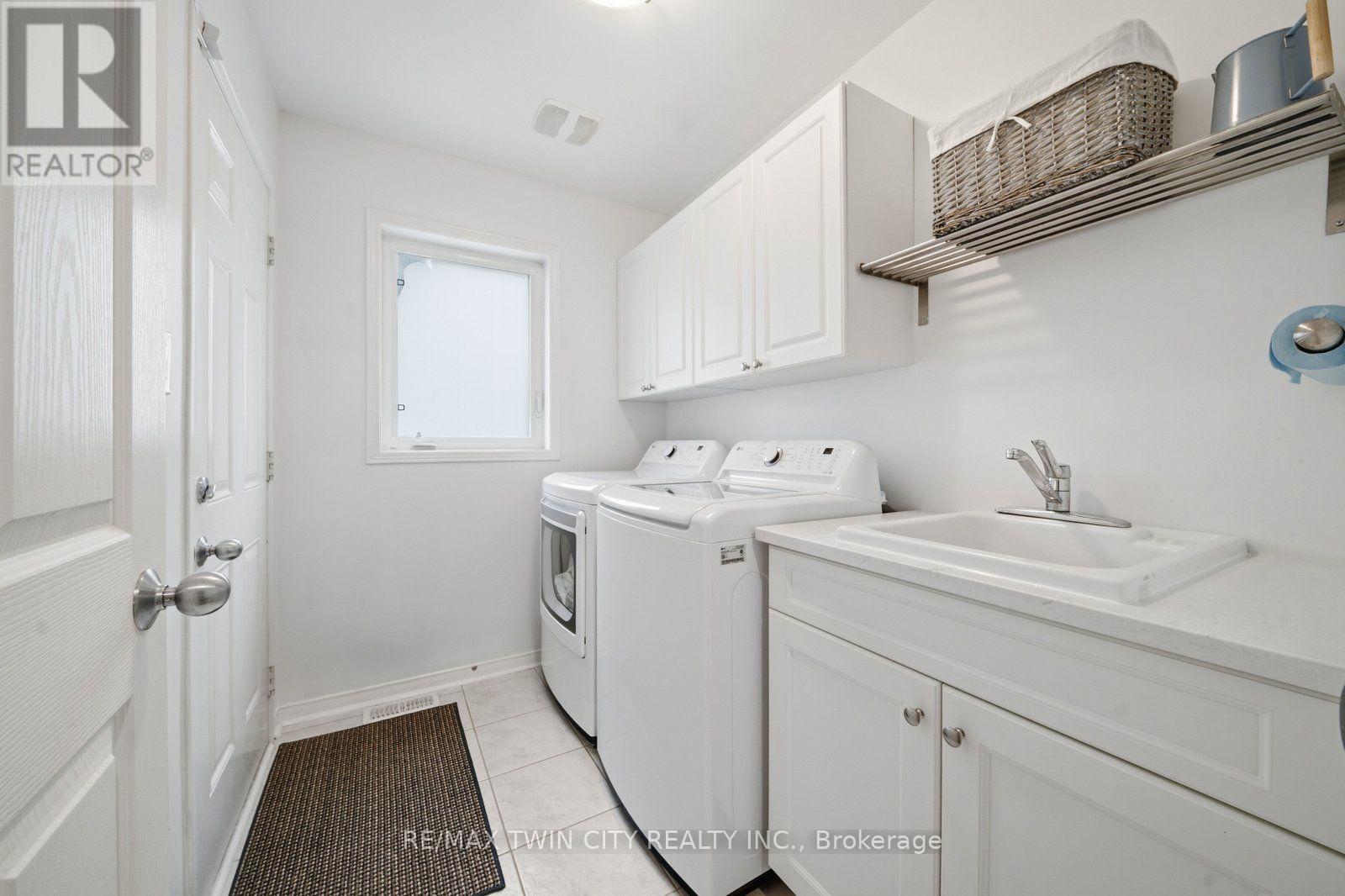 42 Stephenson Road, Brantford, ON photo 16