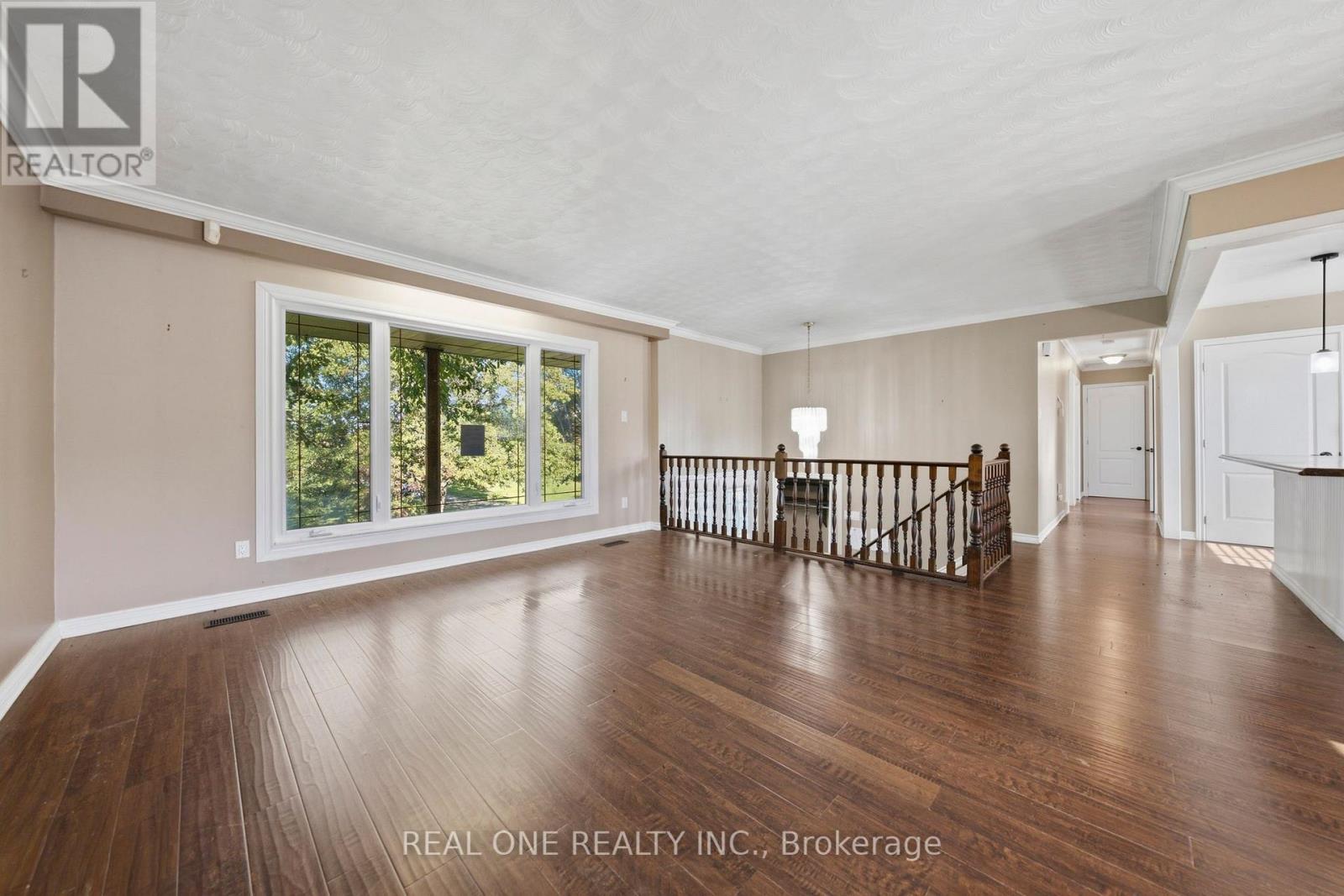 1069 Bird Road, Haldimand, ON photo 16