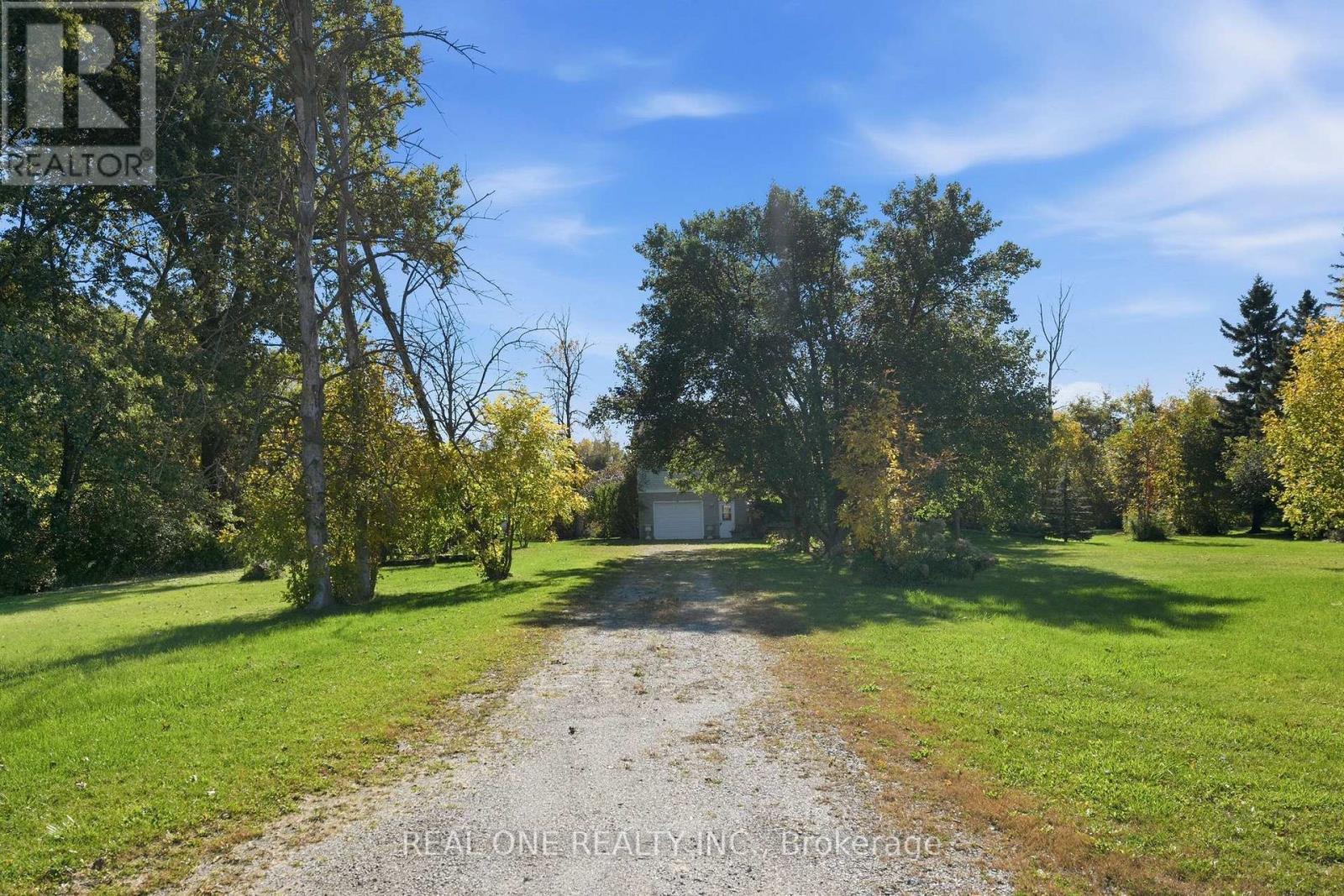 1069 Bird Road, Haldimand, ON photo 2