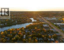 70 Woodland Drive, photo 3
