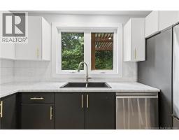 70 Woodland Drive, photo 16