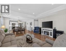 15 Rosenburg Street, photo 16