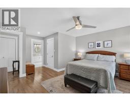 15 Rosenburg Street, photo 23
