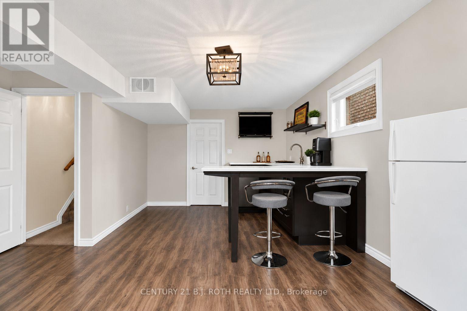 237 Pringle Drive, Barrie photo 25