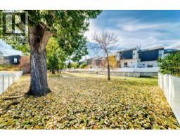410 Brae Glen Crescent Sw, Calgary, AB T2W1B6 Photo 41