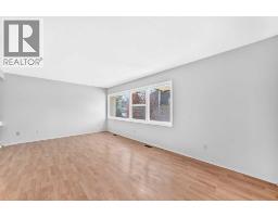 Primary Bedroom - 410 Brae Glen Crescent Sw, Calgary, AB T2W1B6 Photo 7