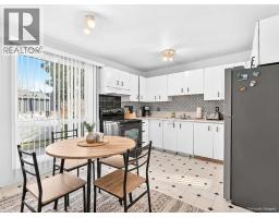4pc Bathroom - 410 Brae Glen Crescent Sw, Calgary, AB T2W1B6 Photo 8