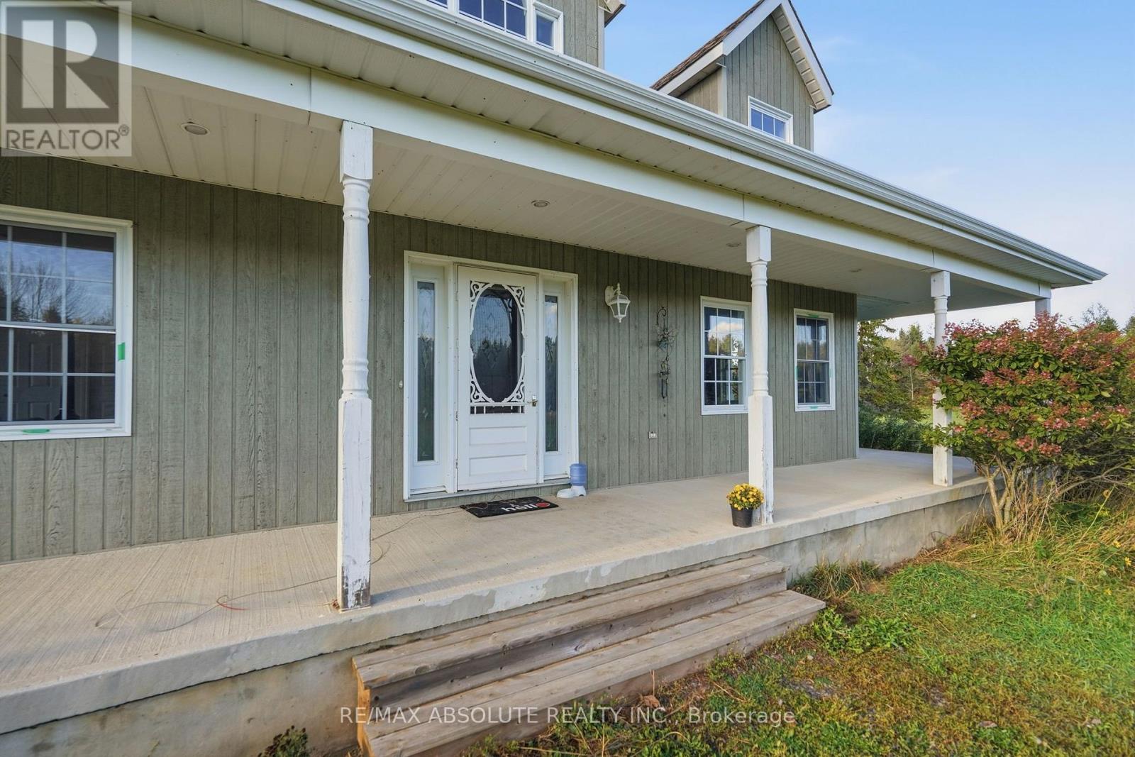 13233 Ferguson photo 2