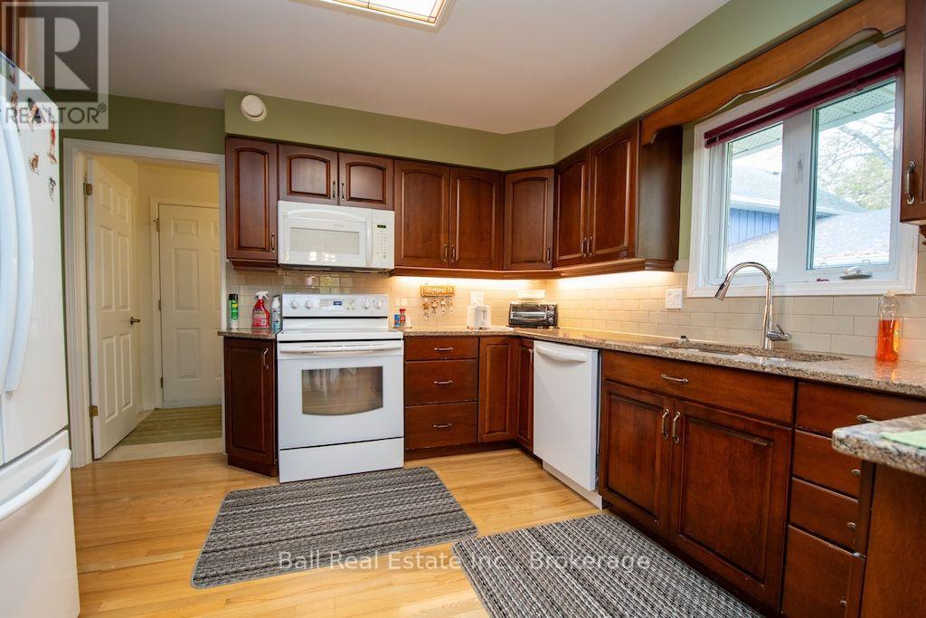90 Albert Street, Selwyn, ON photo 11