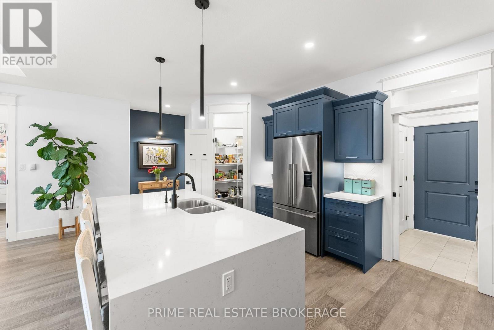 41 SUNRISE LANE, Lambton Shores (Grand Bend) — photo 12