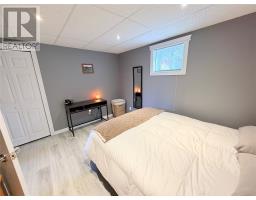 14 Earle Drive thumbnail 33