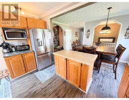 14 Earle Drive thumbnail 6