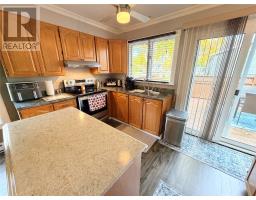 14 Earle Drive thumbnail 7
