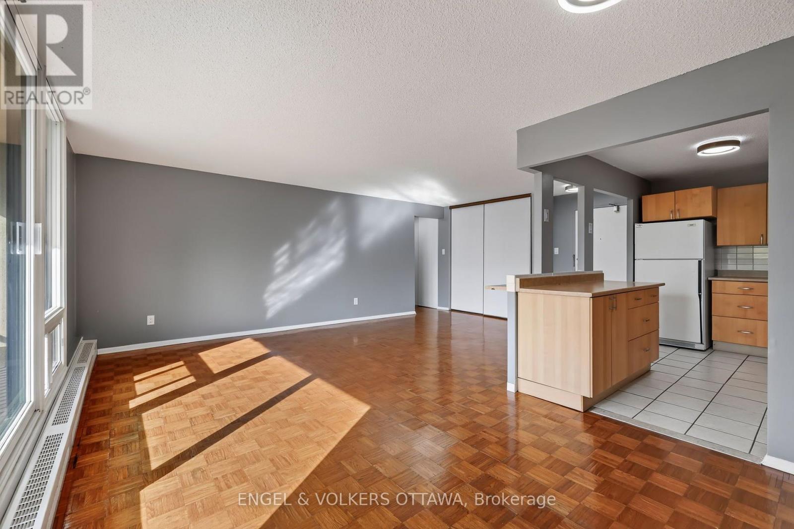 Condos for Sale in Ottawa – 301 – 665 BATHGATE DRIVE, Ottawa – By Peter Sagos - Image 7