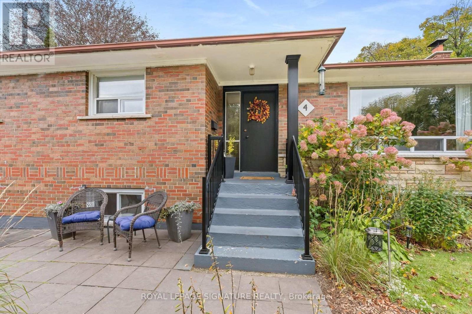 4 MOSS STREET - 3