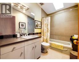 111 Hawksbrow Drive Nw, Calgary, AB T3G3B5 Photo 32