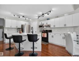 Mud room - 14832 48 St Nw, Edmonton, AB T5Y2X1 Photo 8