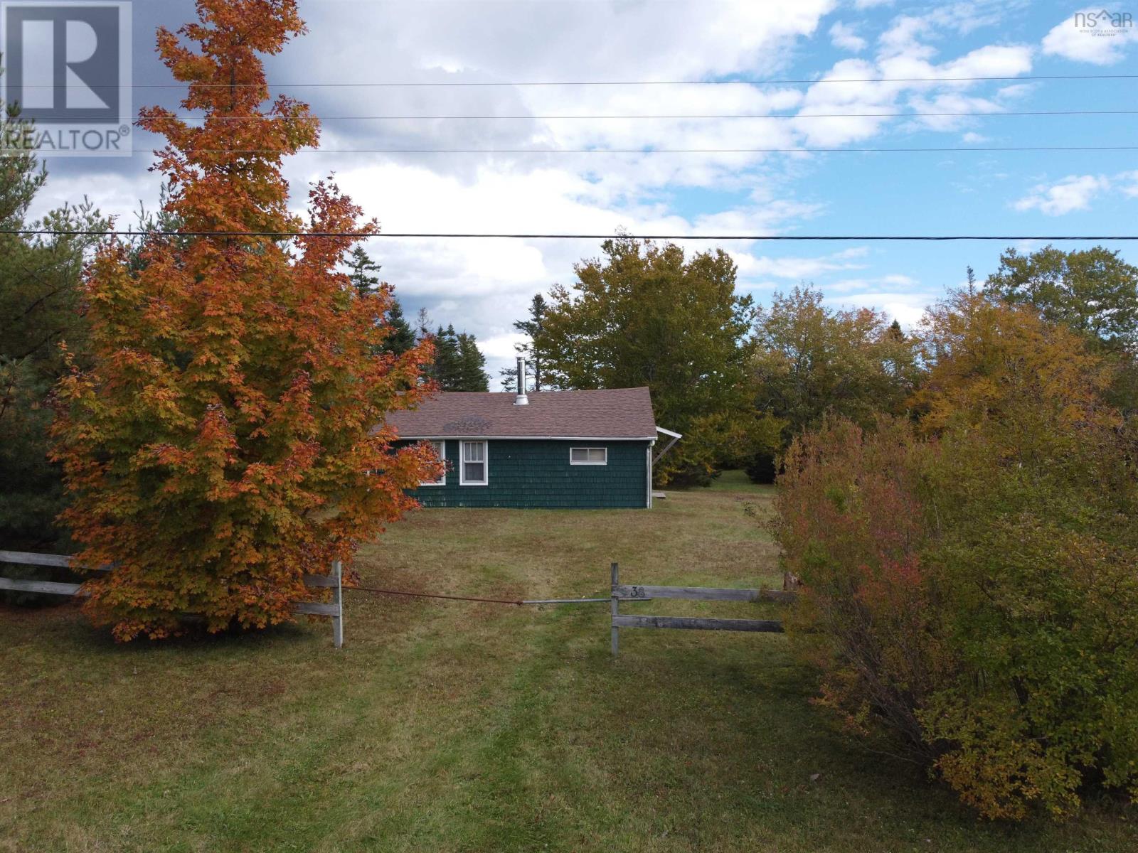 Property photo of 38 Burke Loop